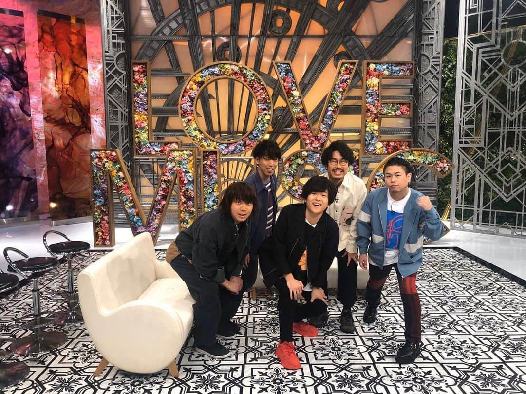 フジテレビ「Love music」さんのインスタグラム写真 - (フジテレビ「Love music」Instagram)「キュウソネコカミさん﻿ オフショット頂きました🐭🐭﻿ ﻿ 2/16(日)24:30〜放送🕧﻿ ※地域によって放送日程が異なります。﻿ 各放送局のHPにてご確認下さい。﻿ ﻿ #キュウソネコカミ﻿ #結成10周年﻿ #トークにも出演﻿ #2曲ライブパフォーマンス﻿ #Lovemusic﻿ #ラブミュージック﻿ #フジテレビ」2月14日 20時24分 - lovemusic_fujitv