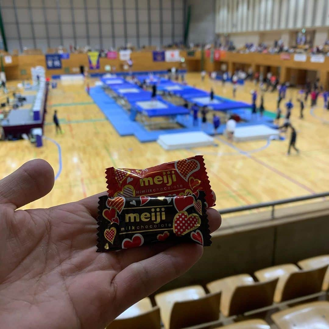 伊藤正樹さんのインスタグラム写真 - (伊藤正樹Instagram)「今日から静岡県掛川市で試合です！ 未だに言われますが！ もちろん出ませんよ。笑  今日はバレンタイン💕 1つ目ゲット。。。笑」2月14日 12時43分 - ma11sa02ki