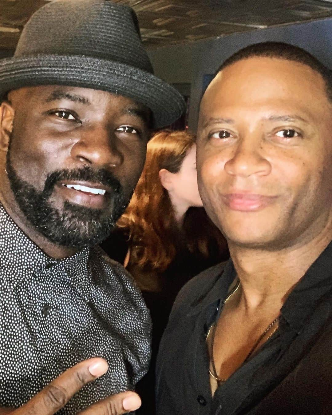 デヴィッド・ラムゼイのインスタグラム：「DC Marvel Mash-Up! @realmikecolter」