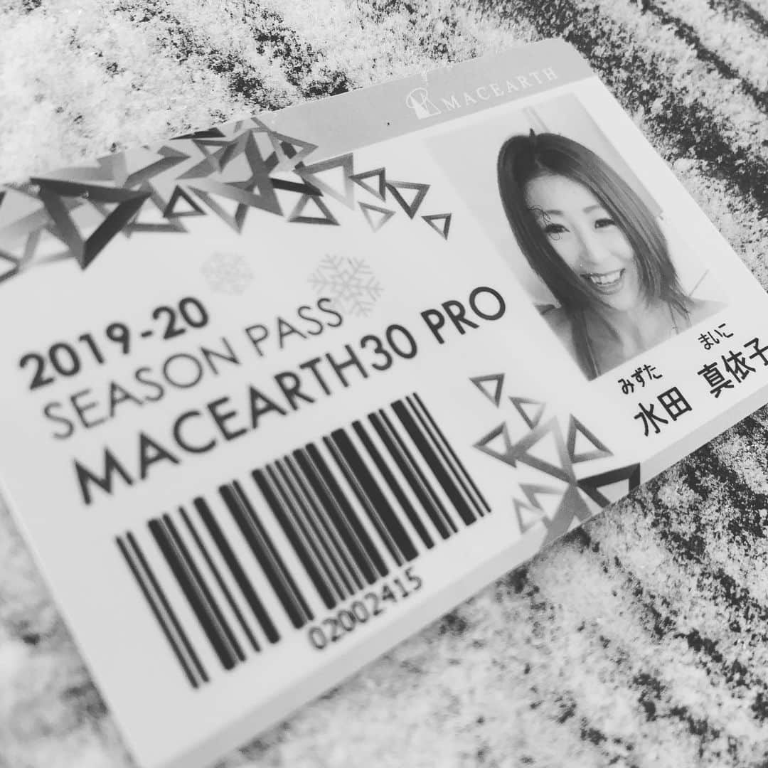 水田真依子さんのインスタグラム写真 - (水田真依子Instagram)「#マックアース良いゲレンデ#水田真依子#sandbox#EB'S#サラサラ #snowboardfashion #雪質最高 #陽射し最高 #スキーウエア #wowow #whoiam #snowboarder #冬 #ウエア #長野 #野沢温泉スキー場 #snowboardwear #ウィンタースポーツ #shooting #pyeongchang2018 #frameofmind #女子キャンプ #グランピング #今年のウェア #雪 #ナウい #beautiful #thankyou #ヘルメット」2月14日 21時07分 - maikosebasu