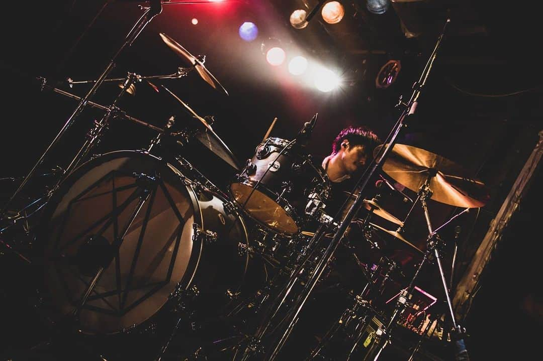 桜井誠さんのインスタグラム写真 - (桜井誠Instagram)「2/13 atom on sphere 新宿LOFT20th w/AA= photo by @nekoze_photo  #atomonsphere #AA=」2月14日 16時01分 - m_sakurai_da