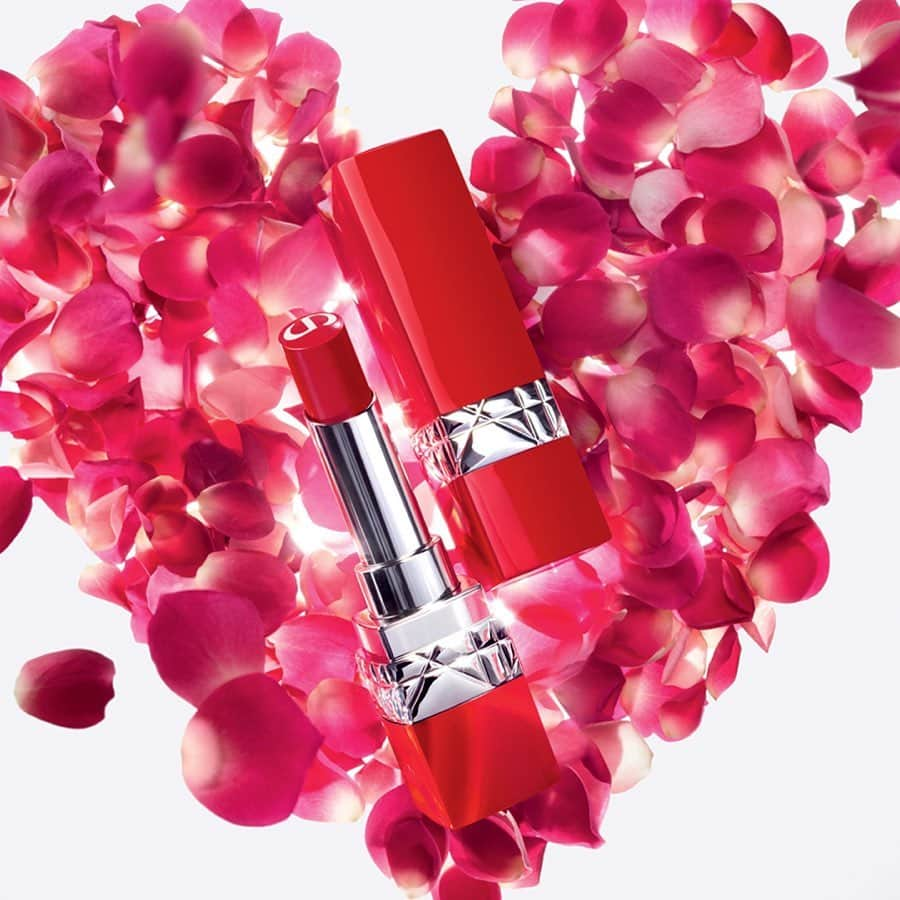 クリスチャンディオールさんのインスタグラム写真 - (クリスチャンディオールInstagram)「This #ValentinesDay, fall in love with our iconic shade, 999: whether in solid or liquid lipstick, it will give you purely red and irresistible lips for this special day. Enhance your skin with our Dior Forever Skin Glow Foundation on this special day to ensure a 24H perfect complexion. Photo by @richardburbridge. • ROUGE DIOR ULTRA CARE LIQUID 999 Bloom  ROUGE DIOR ULTRA CARE 999 Bloom DIOR FOREVER SKIN GLOW 2N ROUGE DIOR VALENTINE'S DAY LIMITED EDITION 999 •  #diormakeup #rougedior #rougediorultracare #diorforever @diormakeup」2月14日 16時39分 - dior