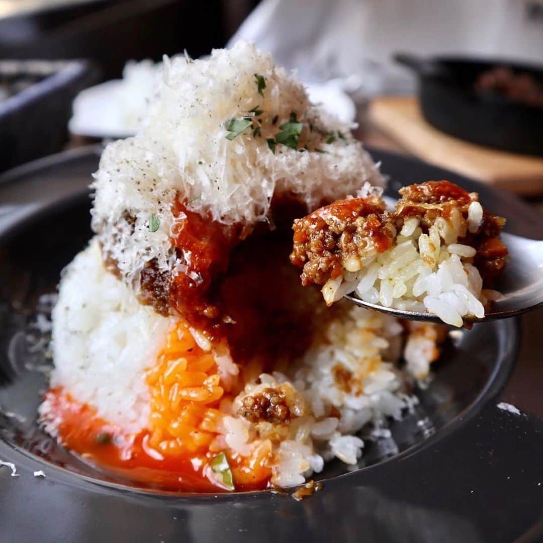 aumoグルメのグルメインスタ