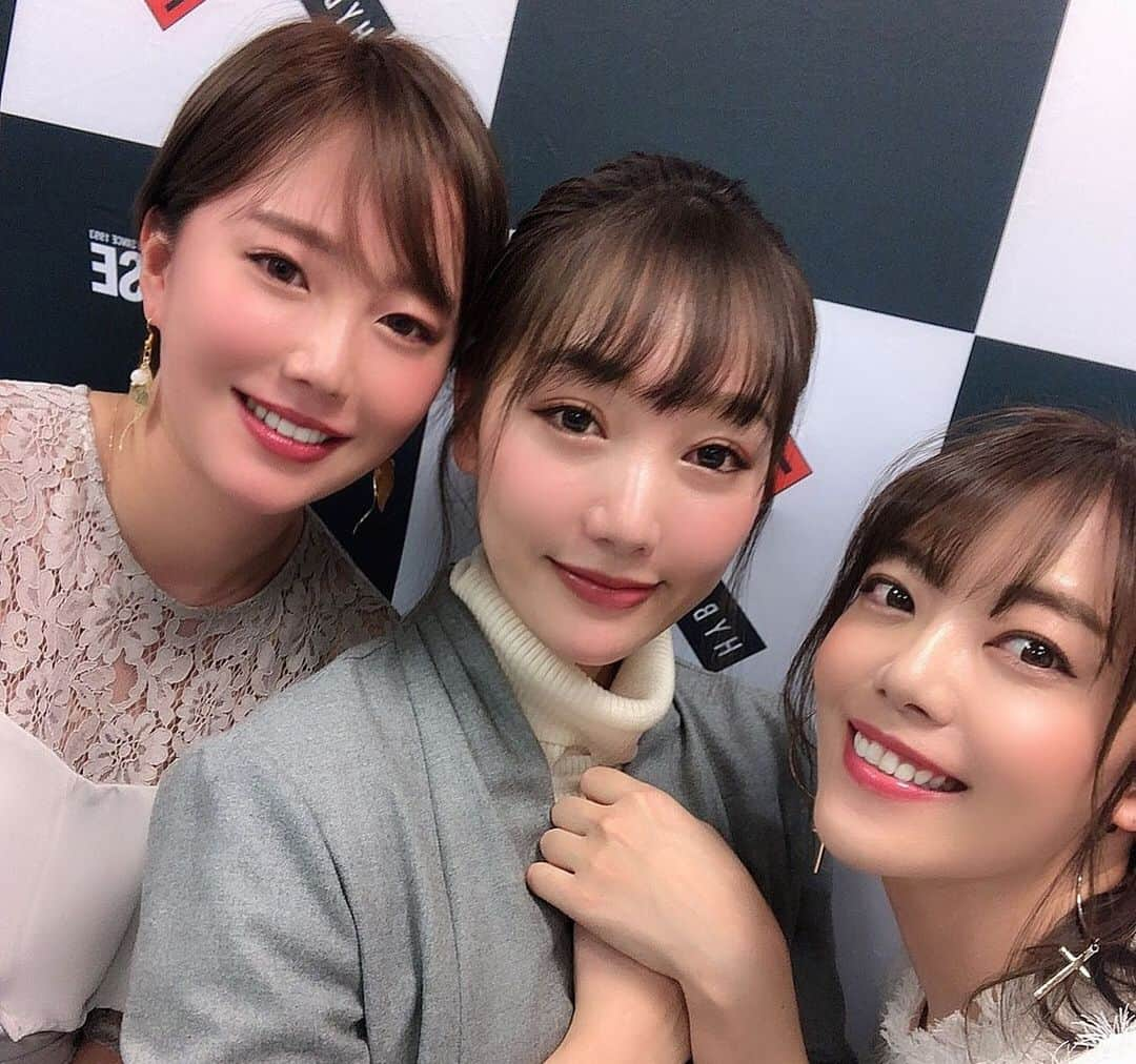 今村仁美さんのインスタグラム写真 - (今村仁美Instagram)「改めて...♡ 今年の #PANCRASE  のラウンドガールはこの3名で盛り上げます👯‍♀️✨ 私達らしい魅力で、リングに華を咲かせます✨ 1年間、私達の応援もお願い致します！✨ 今週末の #PANCRASE312 たのしみー！！！ 衣装もリニューアルだよ🥰 . . . #総合格闘技 #パンクラス#新木場studiocoast #私のガッチリ感がすごい#もはや選手？ #ラウンドガール です笑」2月14日 17時21分 - imamura_hi