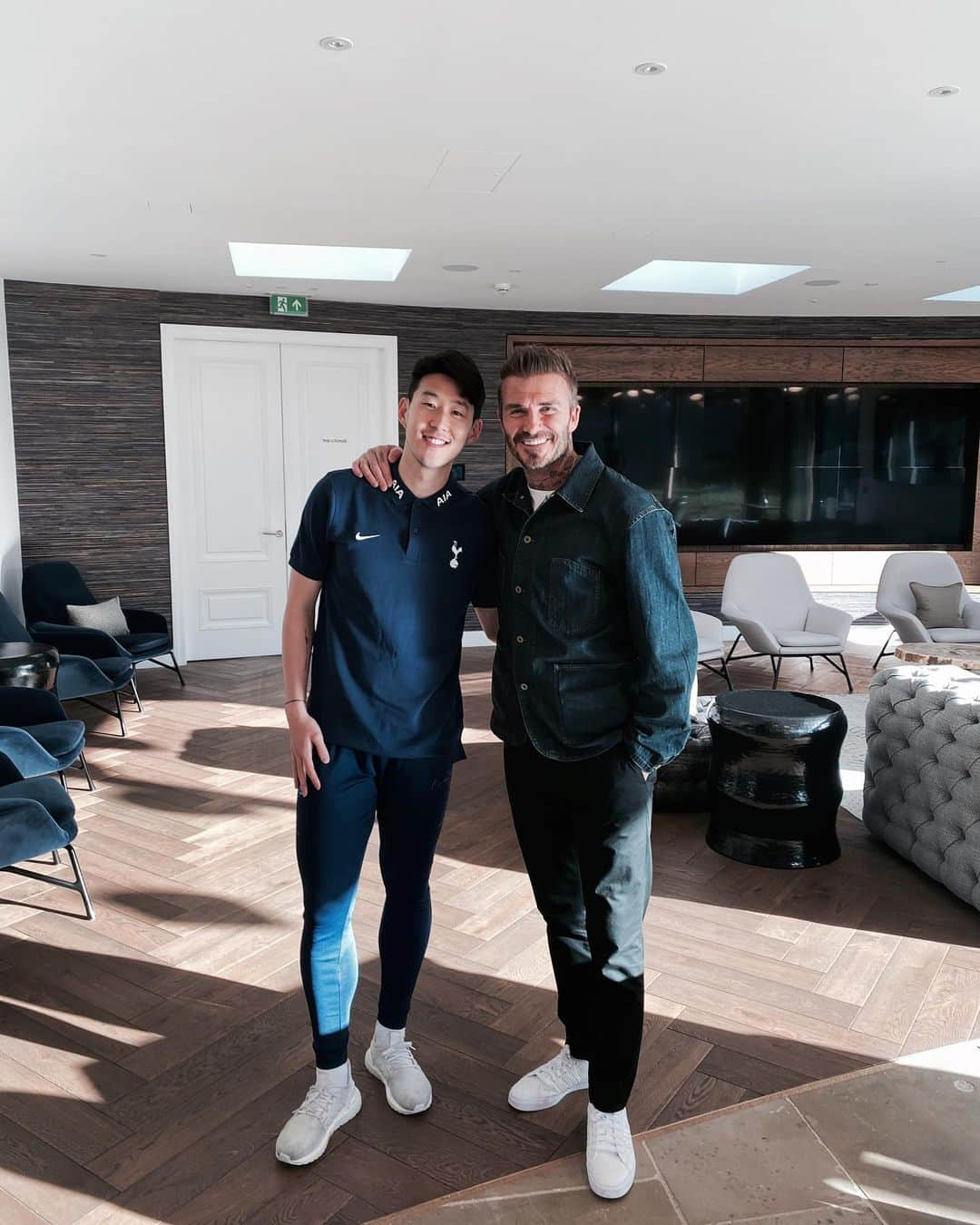 ソン・フンミンのインスタグラム：「It was an honor to spend time with the legend 👍🏻🤭」