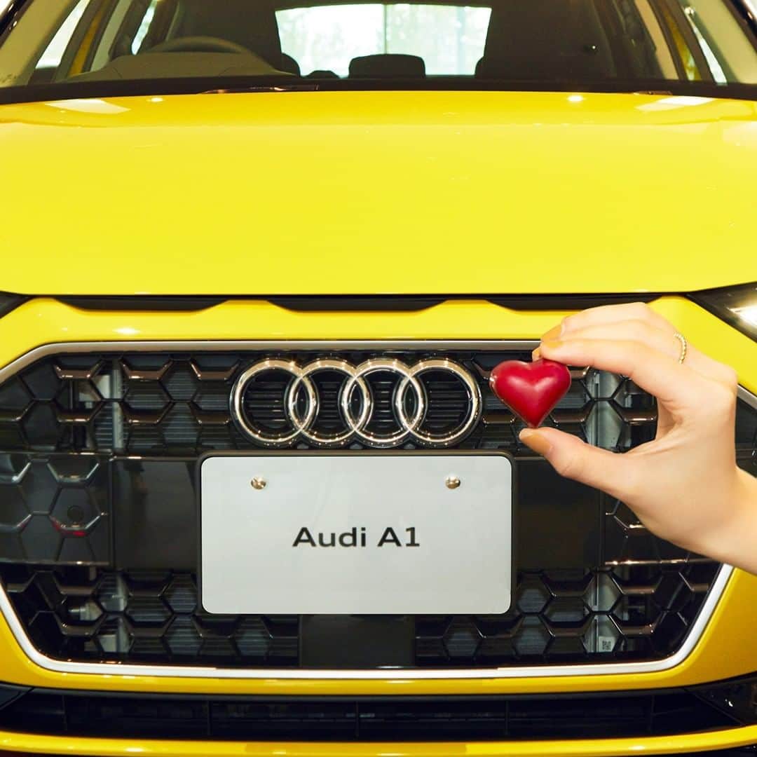 Audi Japan Sales / アウディジャパン販売さんのインスタグラム写真 - (Audi Japan Sales / アウディジャパン販売Instagram)「Happy Valentine's Day! 大切なあの人を乗せて、ちょっぴり特別な1日を。  #AJS では、Audi A1やAudi A3などAudiの愛されコンパクトモデルに期間限定の購入サポートをご用意した「Audi Compact Luxury Fair」今週末まで開催中！ @audi.japan.sales  #Audi #AudiA1 #A1 #MyAudi #Audistyle #car #アウディ #バレンタイン #車 #愛車 #外車 #ドイツ車 #車好き #車好きな人と繋がりたい #アウディ女子 #車好き男子」2月14日 18時00分 - audi.japan.sales