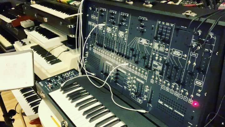 島田昌典のインスタグラム：「#arp2600 #herbiehancock #chameleon #korg #synthbass #一日一音色」