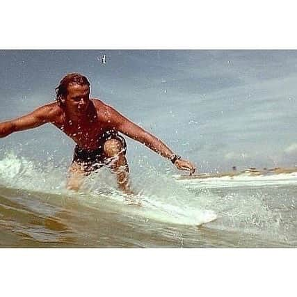 アビゲイル・スペンサーさんのインスタグラム写真 - (アビゲイル・スペンサーInstagram)「Find what you love and make a whole life of it. That’s what my father taught me. My father loved surfing. He made a whole life of it. My father loved me. And my son. And my mom & my brothers & his community... & the ocean. Nature. Recycling. Conservation. Kindness. Creating. Collecting. He loved to give. Valentine’s Day words to live by... find who & what you love. Make a WHOLE life of it. ❤️ #happyvalentinesday #ysiii #loveyourself」2月15日 5時02分 - abigailspencer