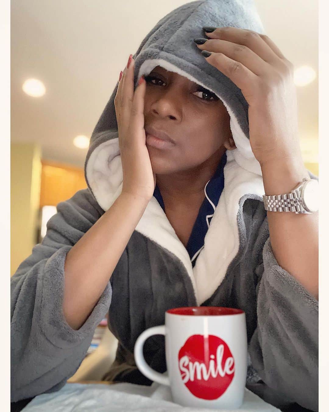 ジェネビーブ・ナジのインスタグラム：「❤️🖤」