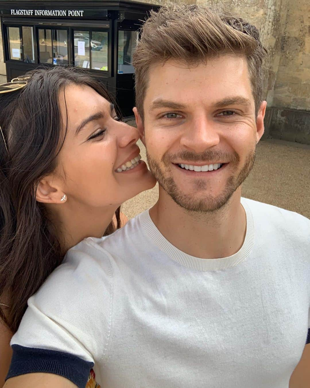 ジム・チャップマンさんのインスタグラム写真 - (ジム・チャップマンInstagram)「My valentine」2月15日 5時29分 - jimchapman