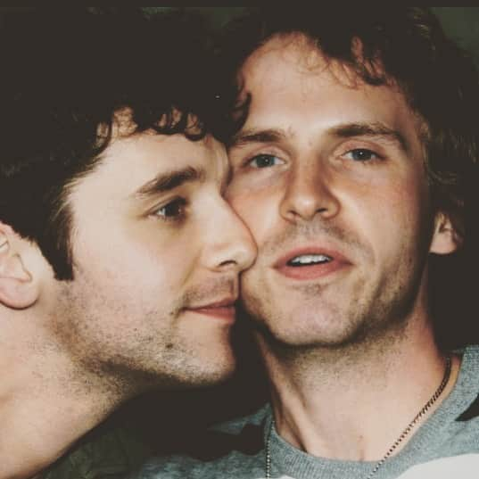 マイケル・ユーリーさんのインスタグラム写真 - (マイケル・ユーリーInstagram)「#FBF my valentine @ryanspahn this photo taken during Obama’s first term (maybe his first year) I still love smelling his face.」2月15日 6時06分 - michaelurielikesit