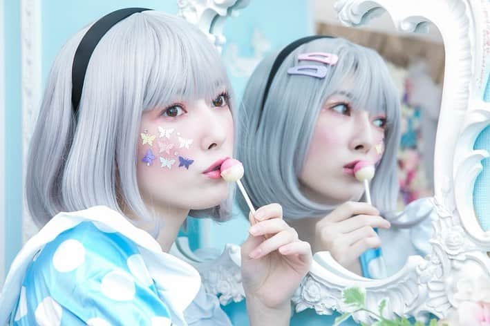 日下部美愛のインスタグラム：「Happy Valentine🦋 . . #photo #japan #model #me #cosplayer #cosplay #portrait #portraitphotography #fashion #makeup #followme #instagood #camera #cosplay #cosplaygirl #한국 #맞팔 #사진 #데일리 #데일리룩 #粉我 #偶像  #メイド #内衣」