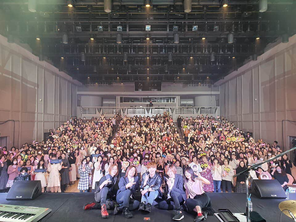 U-KISSさんのインスタグラム写真 - (U-KISSInstagram)「『SooHyun Welcome Back Party 2020』 2020.02.14  ひとは誰でも 一度別れを知って 愛の意味に気付く 涙おぼえた分だけ 絆はまた強くなる  #startagain #ukisssoohyun #ukiss #유키스수현 #유키스 #3月もよろしくお願いします☺︎ #また会えた #kissmejapan」2月14日 21時38分 - ukiss_japanofficial