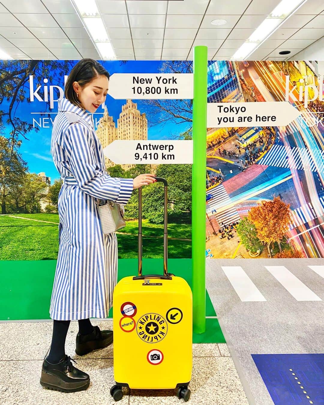 梅谷安里さんのインスタグラム写真 - (梅谷安里Instagram)「🌈🌈🌈 JR大阪駅で　@kipling_japan POPUPしてたので遊びに行ってきたよ❤️ めっちゃ軽量で使いやすそうなキャリー！！！旅行よく行くから、これくらいのサイズのキャリーも使えそう！！ パックマンコラボの商品もあって可愛かった〜♡ 大阪ALbiに実店舗もあるよ★ #キプリング #バッグバック  #Kipling#kiplinglivelight  #LiveLight#キプたび大阪  #キャリーケース#ジムバッグ」2月14日 21時41分 - anriworld