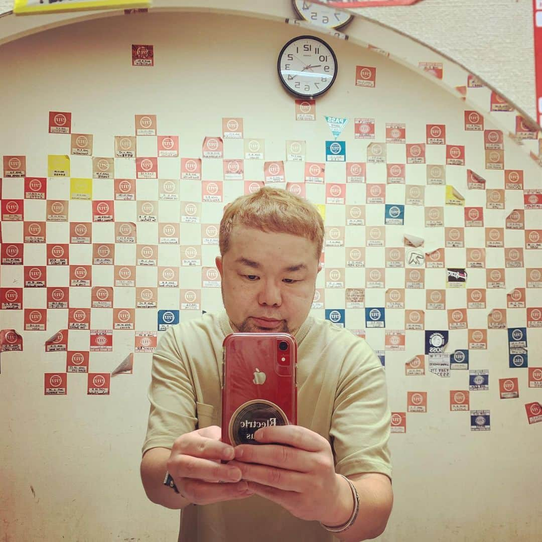 西寺郷太さんのインスタグラム写真 - (西寺郷太Instagram)「仙台ありがとう（涙）！楽屋にて。」2月14日 22時00分 - gota_nonareeves