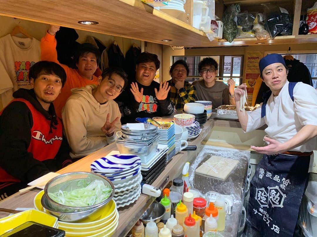 池田真一のインスタグラム：「気づいたらめちゃくちゃ漫才劇場メンバー増えてました！」