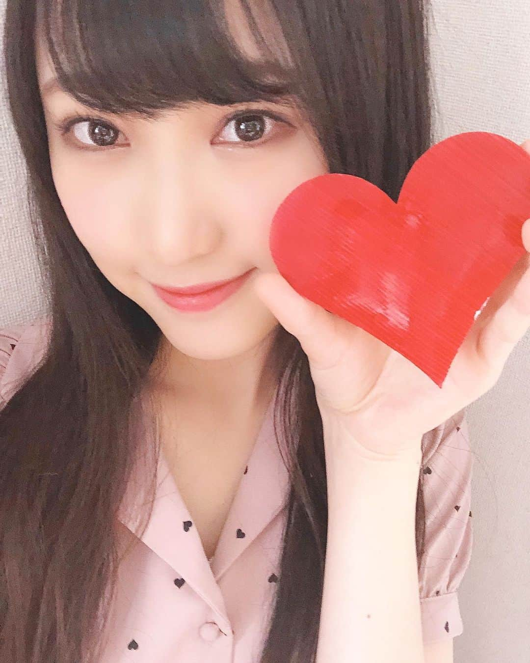 原かれんさんのインスタグラム写真 - (原かれんInstagram)「᯽ Happy Valentine’s Day 💘 . . だいすきだよ♡♡♡ . . . #原かれん #かれんたん #nmb48  #今日は何の日  #バレンタイン #valentine #すき #❤️ #kawaii  #pink #ootd #instagood  #셀카 #selfie #followｍe #あざとい  #instagood #instalike #love #告白 #하트 #핑크 #페션스타그램 #발렌타인데이」2月14日 22時19分 - karen_hara315