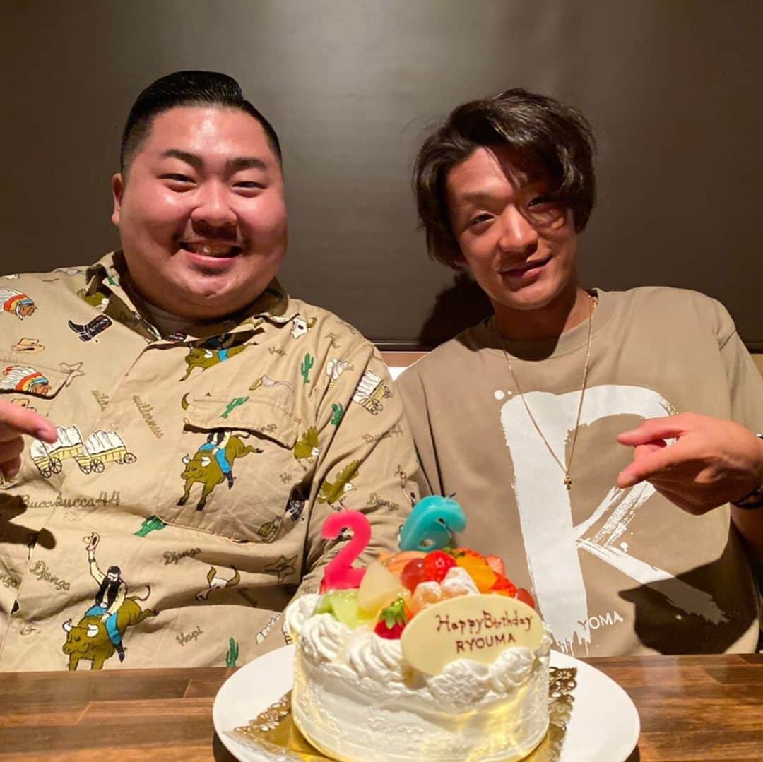 松田遼馬さんのインスタグラム写真 - (松田遼馬Instagram)「誕生日ケーキありがとうございました😊 明日からも頑張ります^ ^」2月14日 22時40分 - r.matsuda42