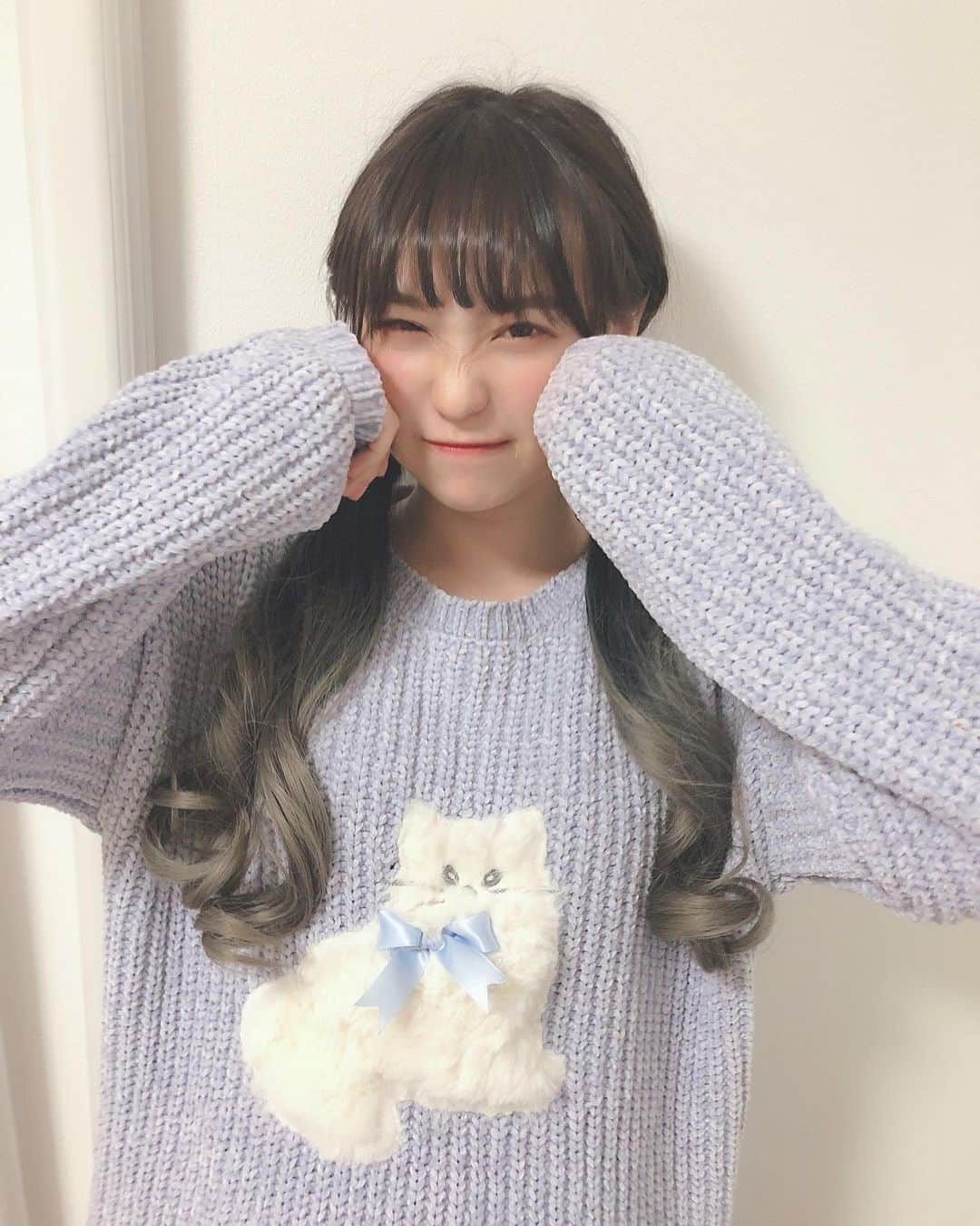 豊永阿紀さんのインスタグラム写真 - (豊永阿紀Instagram)「バレンタインにかこつけて🐈」2月14日 22時33分 - aki_t_official