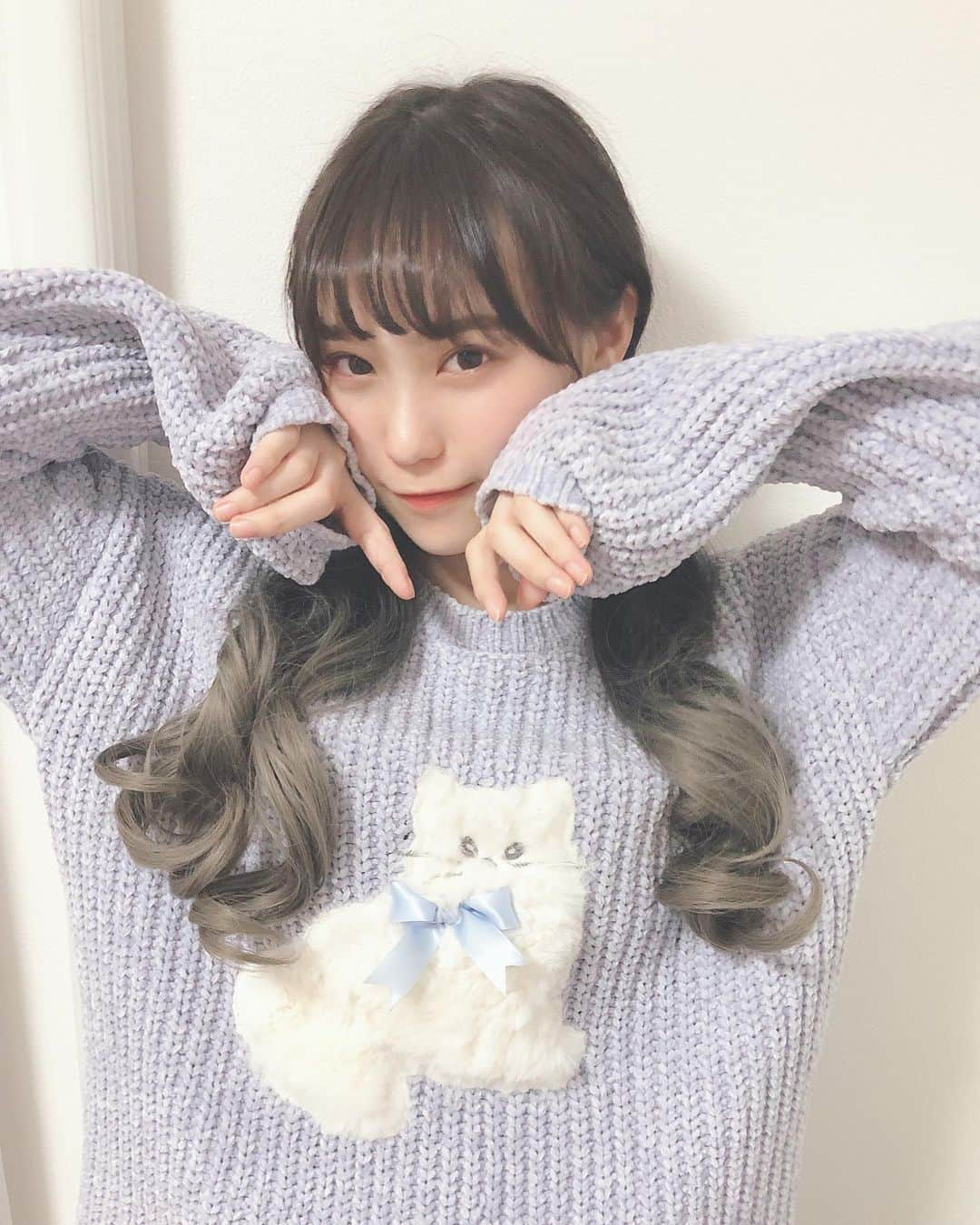 豊永阿紀さんのインスタグラム写真 - (豊永阿紀Instagram)「バレンタインにかこつけて🐈」2月14日 22時33分 - aki_t_official