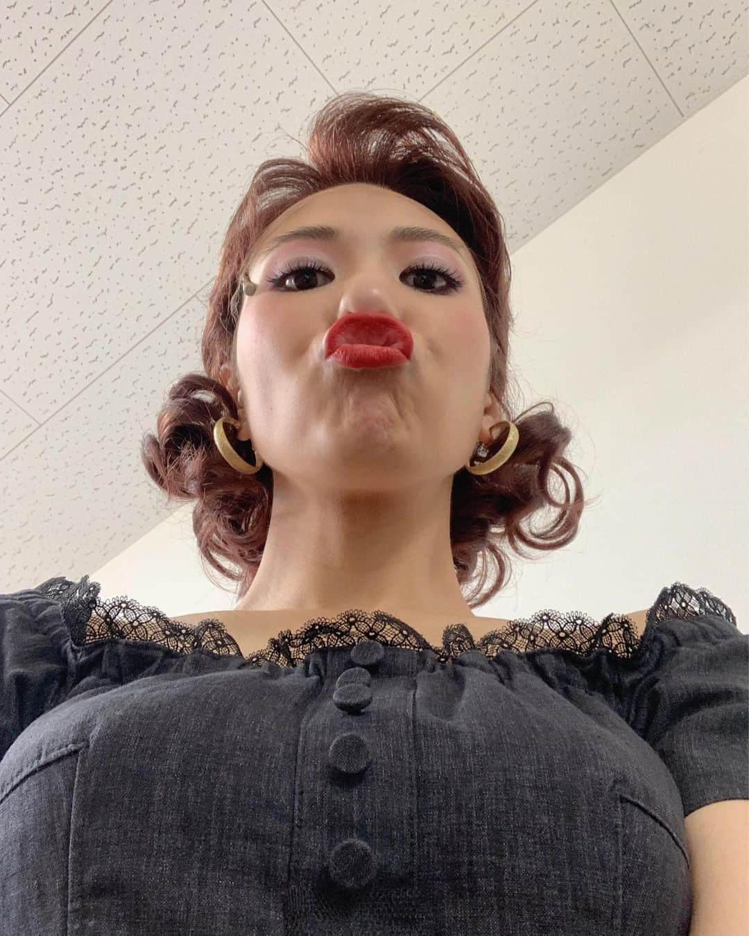 宮澤佐江さんのインスタグラム写真 - (宮澤佐江Instagram)「下からアニータそしてパイ。💃🏽 ． #ウエストサイドストーリーシーズン2 #略して #wss2 #1公演1公演大切に噛み締めます #観にきてね💋 #アニータ」2月14日 23時18分 - sae_3830