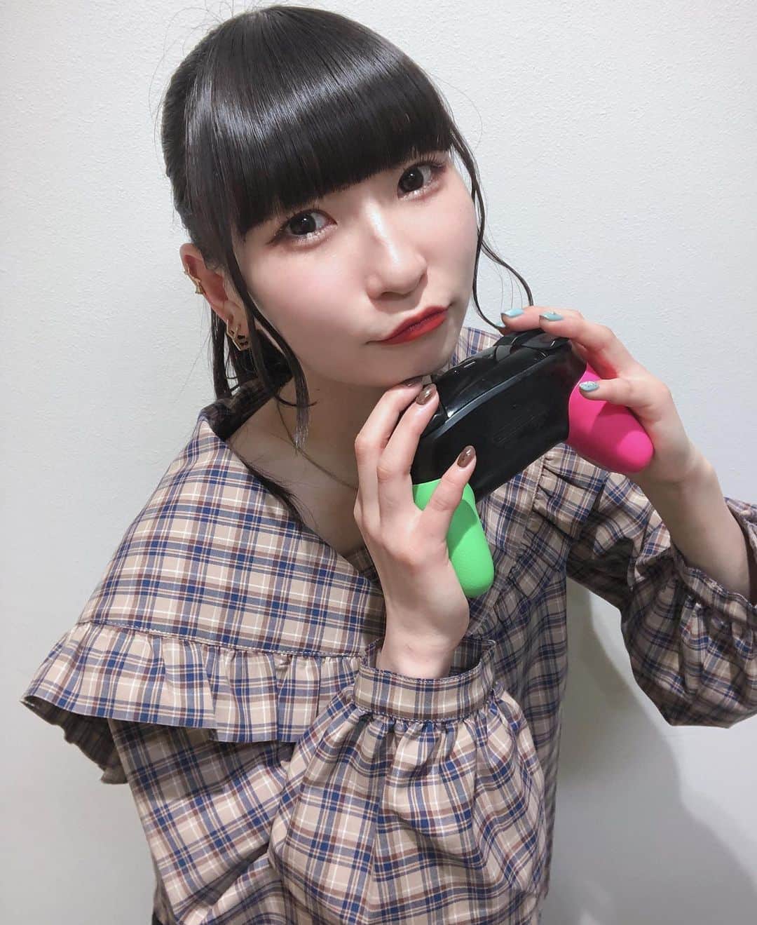 ピンキー！☆藤咲彩音さんのインスタグラム写真 - (ピンキー！☆藤咲彩音Instagram)「腕磨く」2月14日 23時20分 - pinky_ayane