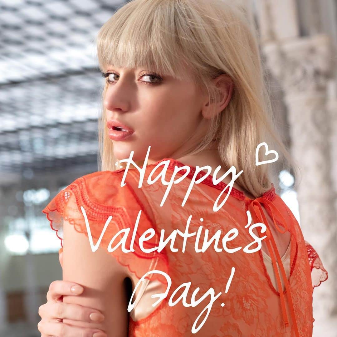 BradelisNewYork/ブラデリスニューヨークのインスタグラム：「. Happy Valentine'ｓ Day♡ . . . #bradelis#bradelisnewyork#valentine#valentineday #ハッピーバレンタイン」