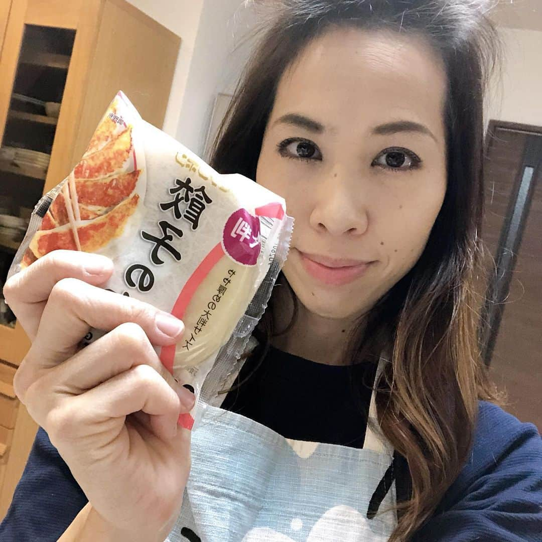 おーせさんのインスタグラム写真 - (おーせInstagram)「餃子最高♡♡ 手作り餃子ってなんでこんなにうまいんだろう。」2月14日 23時41分 - oosedon