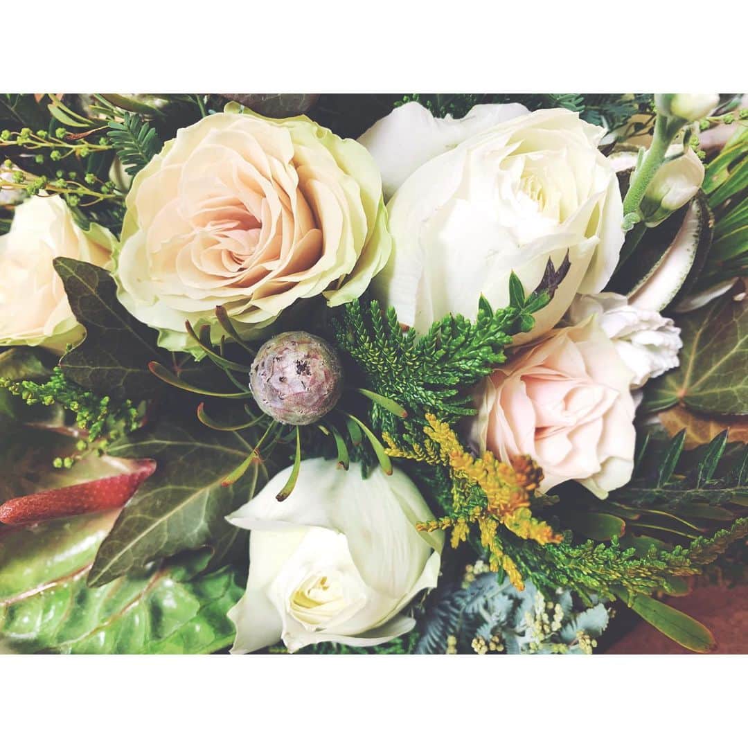 浅田梨奈さんのインスタグラム写真 - (浅田梨奈Instagram)「Happy Valentine💗 #プロボウラー #浅田梨奈 #女子アスリート #ハッピーな日でありますように #バレンタイン #flower #rose」2月14日 23時42分 - asdrn528
