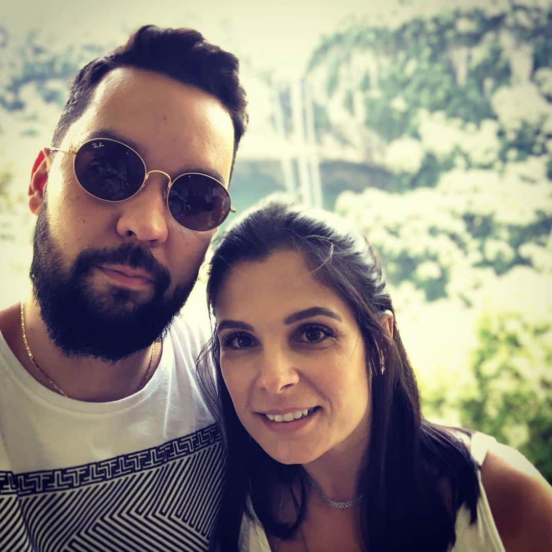 ウィリアム・アルジョナのインスタグラム：「Happy valentine's day my love.」