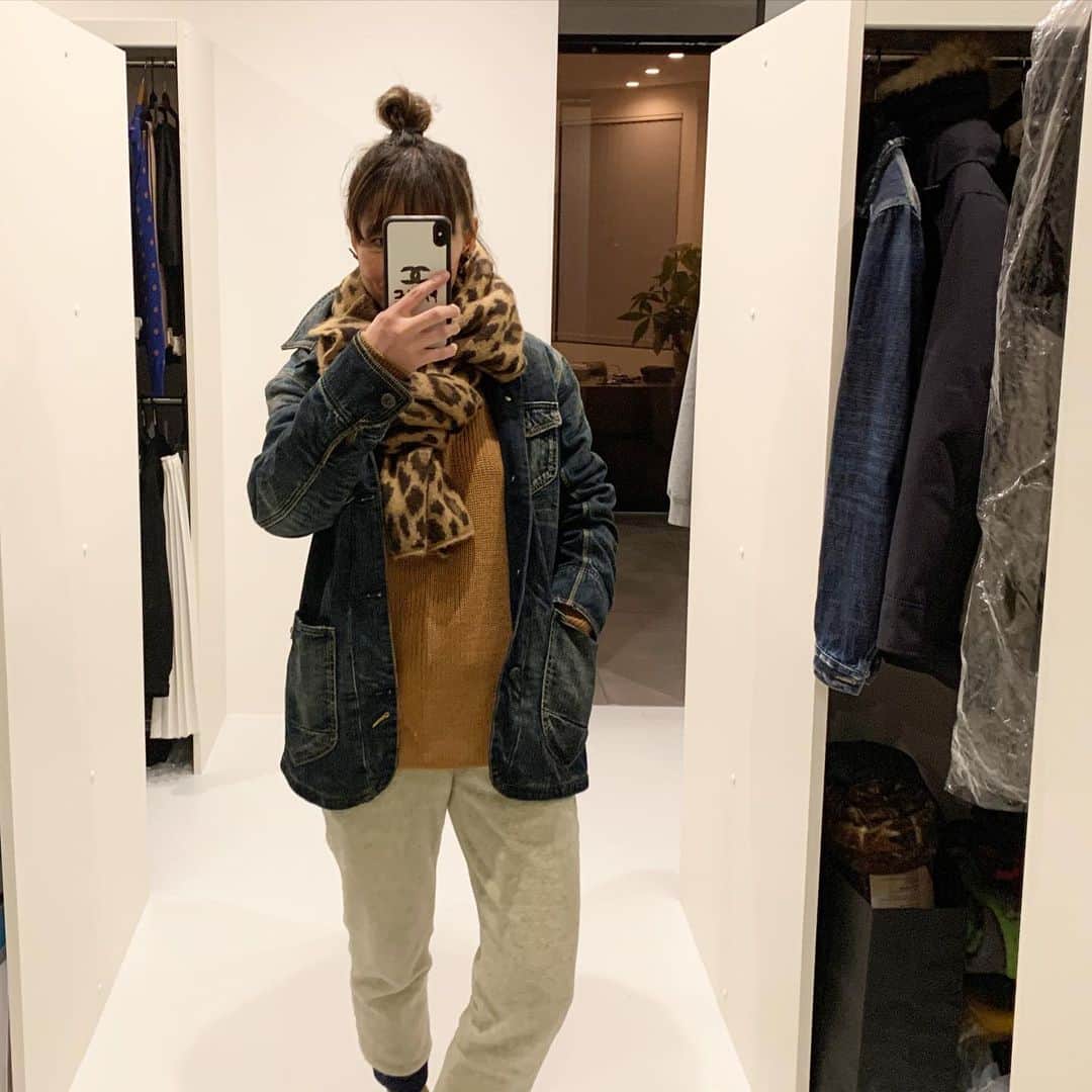 mitsuxmitsu24のインスタグラム：「Outfit * * 夜は冷えるからフリースパンツで。 まぁパジャマみたいなものだけどw * #ご近所コーデ」