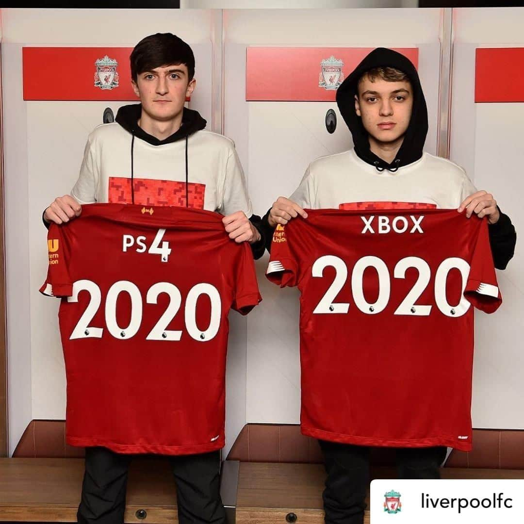 プレミアリーグさんのインスタグラム写真 - (プレミアリーグInstagram)「Liverpool's #ePremierLeague finalists are confirmed ✅ ⁣ ⁣ #repost • @liverpoolfc ⁣ ⁣ Congratulations to our #ePL finalists Ollie Hall (PS4) and @dhtekkz (Xbox)! 🎮🔴 They’ll represent the Reds in the grand finals next month 🙌 #ePL #LFC」2月15日 0時33分 - premierleague