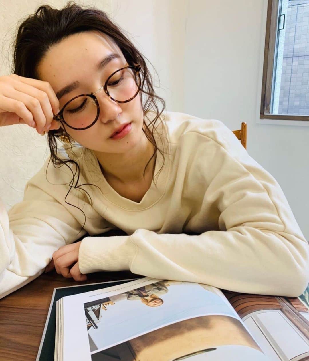 のインスタグラム：「知れば知るほど、頭ぐーるぐる🤦🏻‍♀️ 寝る時くらい忘れよ #hairsalon #puf #instafashion  #hair #hairarrange  #nagoya #伏見 #instagood #l4l #gn」
