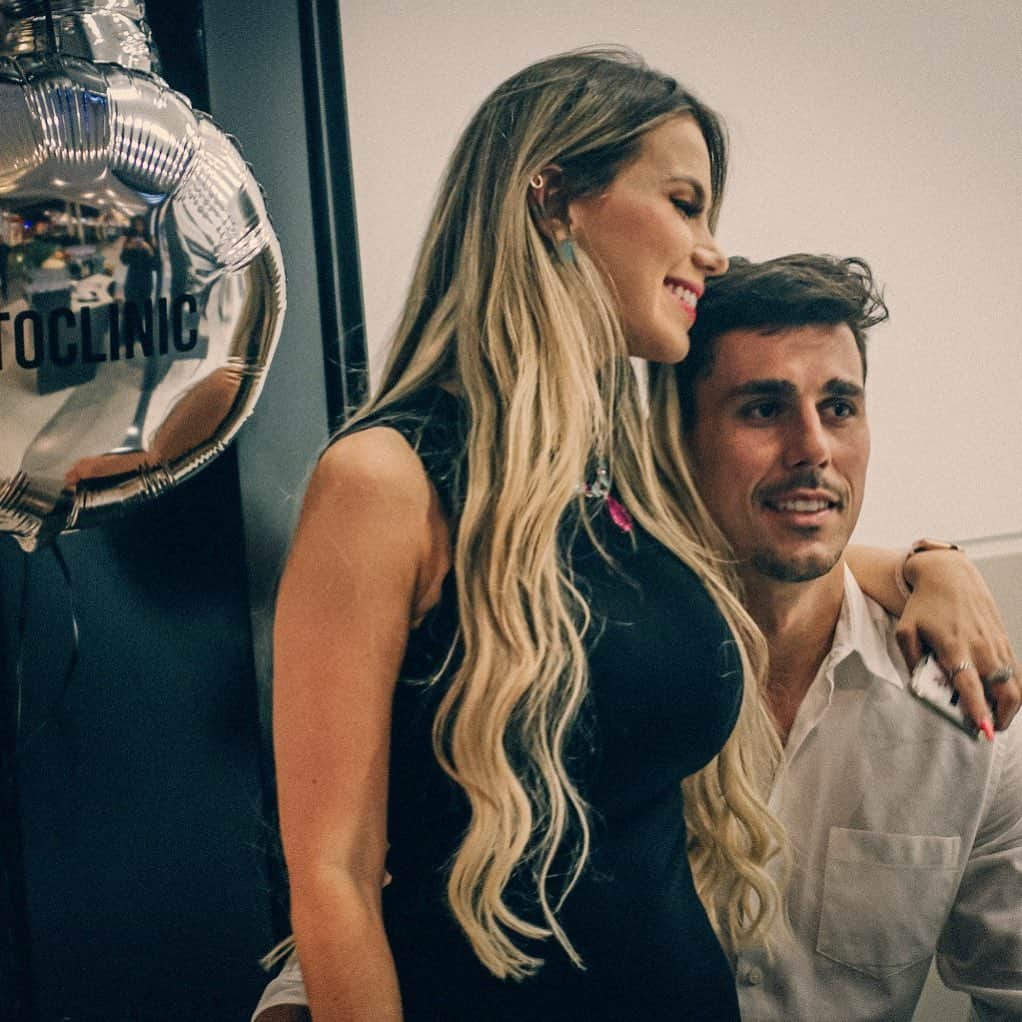 ダニーロ・フェルナンド・アベラールのインスタグラム：「My love #valentineday ❣️」