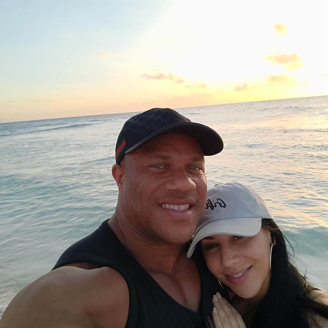 Phil Heathのインスタグラム：「To say I am lucky is an understatement to how truly blessed I am to have @shuriecremona in my life. Throughout our relationship, we have experienced so, so many levels of happiness, trials of adversity, yet one thing has always grown exponentially and that is our love for one another. I have so many stories in which Shurie has enlightened my consciousness with that I could probably write volumes, but to keep this short, I am the happiest I have ever been because of you Shurie. No matter if I was winning, losing, the fame or fortune being there or not, you have exhibited something much more valuable in life and that is why you are celebrated each day and especially on this one! Thank you for loving me harder daily and thank you for all that you continue to do in being my “ride or die” for this life and beyond! My legacy is much more fruitful with you in it! Your beautiful exterior has always made me go wild but it has been your inner spirit where I felt we connected first and that is something I thank God for a lot! Happy Valentines Weekend Baby, I pray that we can continue to share many more memories, building a larger legacy than ever! I love you farther than the sky and deeper than any ocean Shurie! 😘😘😘😘😘😘😘😘😘 👸」