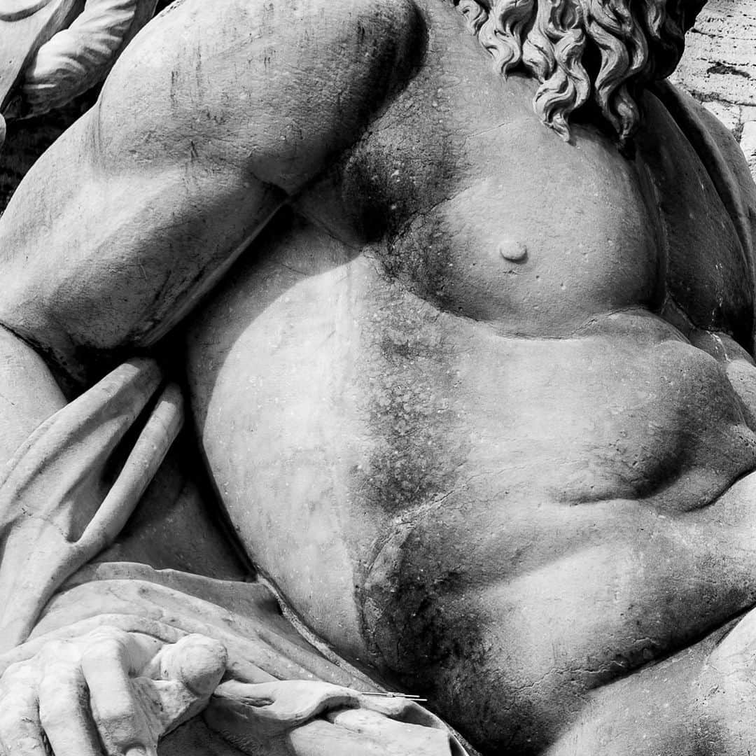 武井義明さんのインスタグラム写真 - (武井義明Instagram)「回想ローマ。なにかと大げさなところがね。ベルニーニのバロック彫刻は、これでもか！　というマチスモ。かっけー。このあと揺り戻しがあってカノーヴァなんかの新古典主義に行くんだけど、そっちが「お耽美」に見えちゃう。」2月15日 1時51分 - bebechef