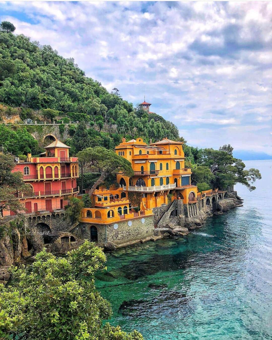 Wonderful Placesさんのインスタグラム写真 - (Wonderful PlacesInstagram)「Which is your favorite Italian village? ✨😍😍😍✨ Tag your friends!!! . 1. Positano 2. Riomaggiore 3. Manarola 4. Vernazza 5. Portofino 6. Portovenere . Pictures by ✨✨@_letstravel_✨✨ #wonderful_places for a feature ❤️」2月15日 2時49分 - wonderful_places