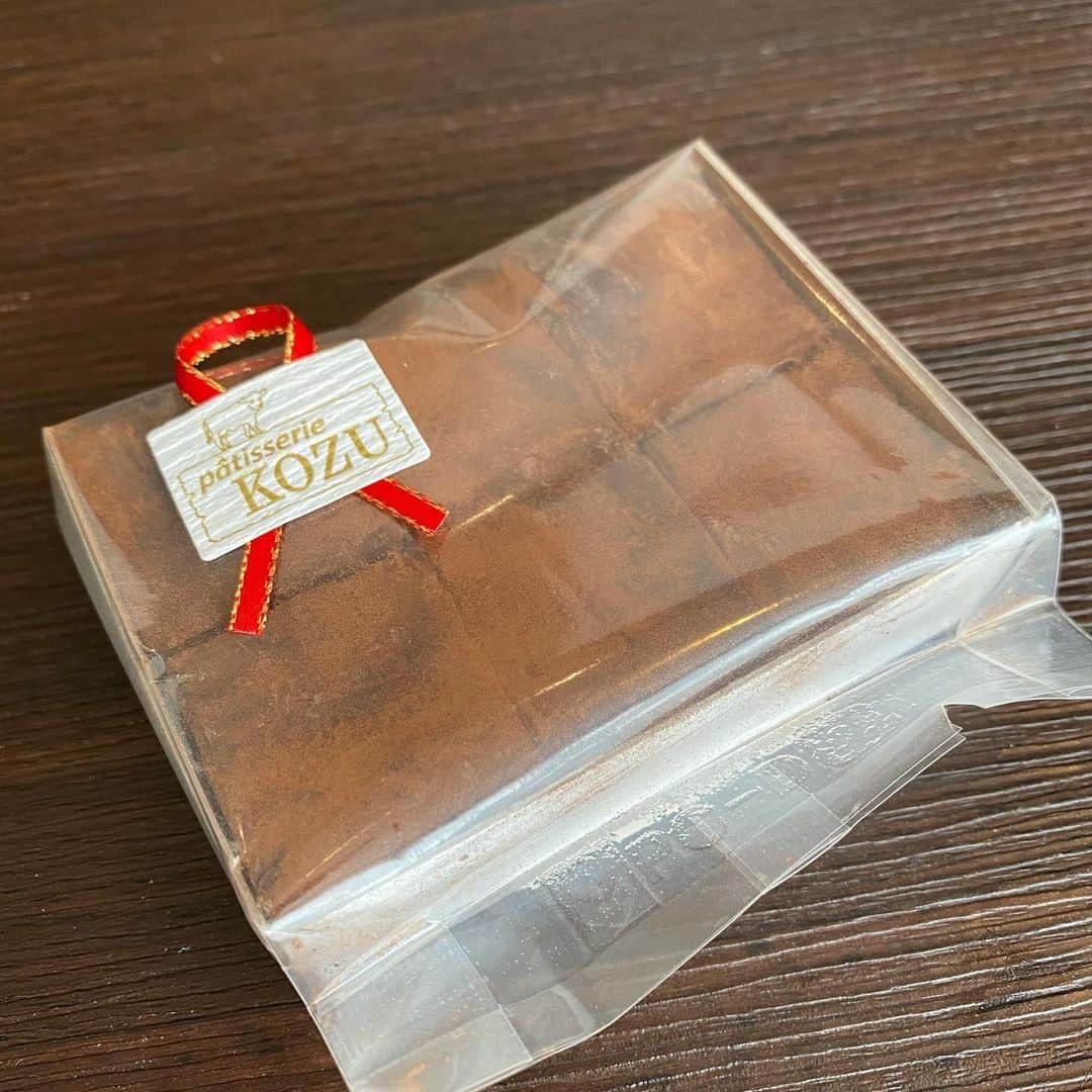 のインスタグラム：「チョコ5個目 @satoshi_kodaira_official  母」