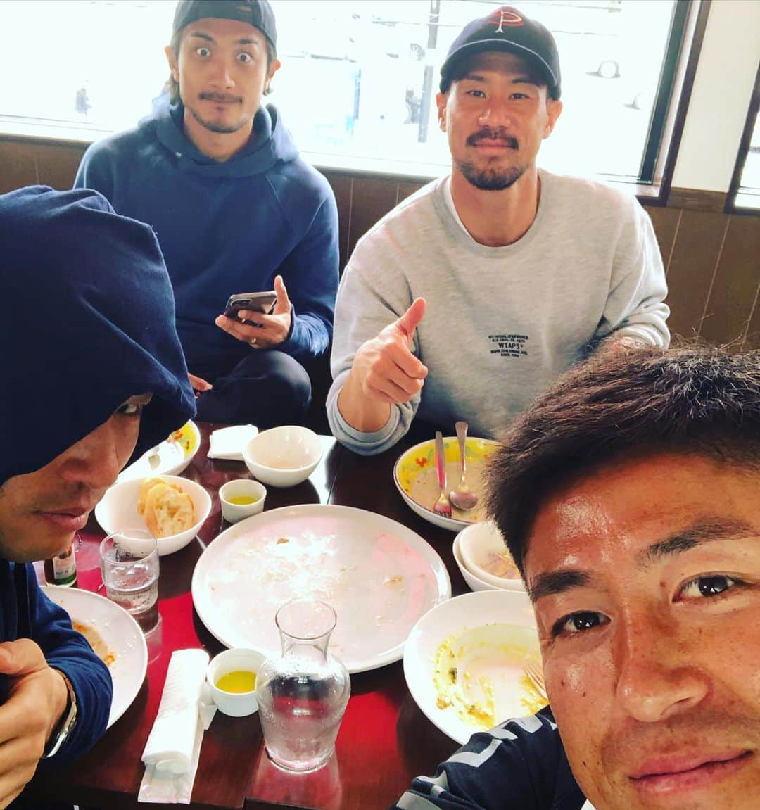 井上裕大のインスタグラム：「#ランチ #中島裕希 #酒井隆介 #自称 #町田のレゲエシンガーハンくん #井上裕大 #ご馳走さまでした🙏」