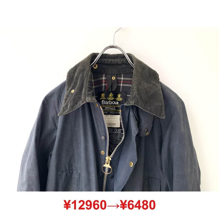 のインスタグラム：「本日も50% OFF SALE 開催中です🔥🔥🔥 セールは店頭のみです。 通販、WEB SHOPは対象外となります。 皆様のご来店お待ちしております。 .  #お問い合わせはお電話で承ります #jammru #osaka  #fashion  #streetstyle  #streetfashion  #vtg  #vintage  #used  #usedclothing  #古着 #古着屋 #ファッション #70s #80s #90s」