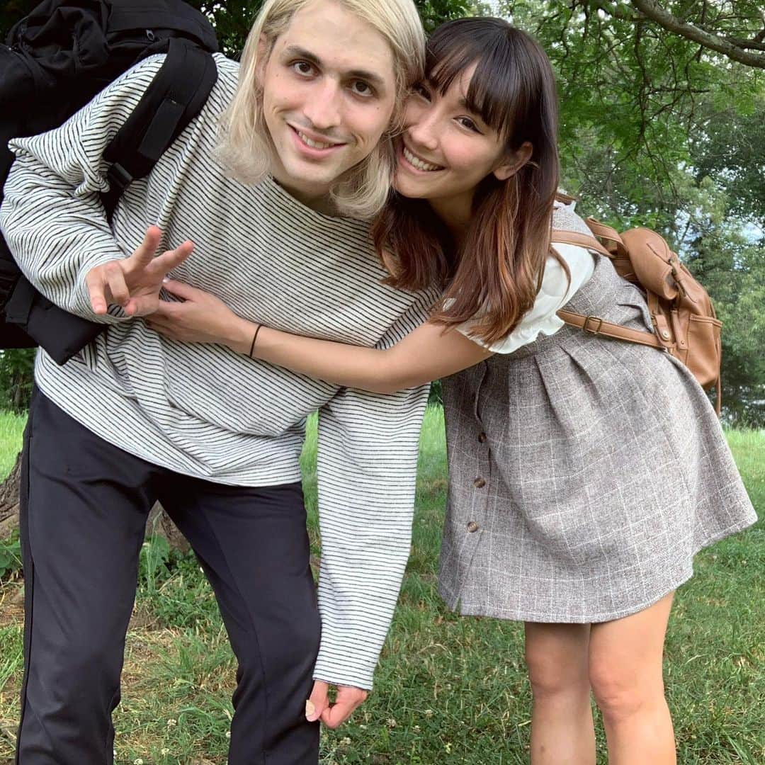 ポーター・ロビンソンのインスタグラム：「i love her so much. she taught me the value of persistence and optimism when i was at my most cynical and hopeless. she is the most good-natured and effortlessly kind person i’ve ever known. this album wouldn’t be happening without her. happy valentine’s day @rikamikuriya i love you」