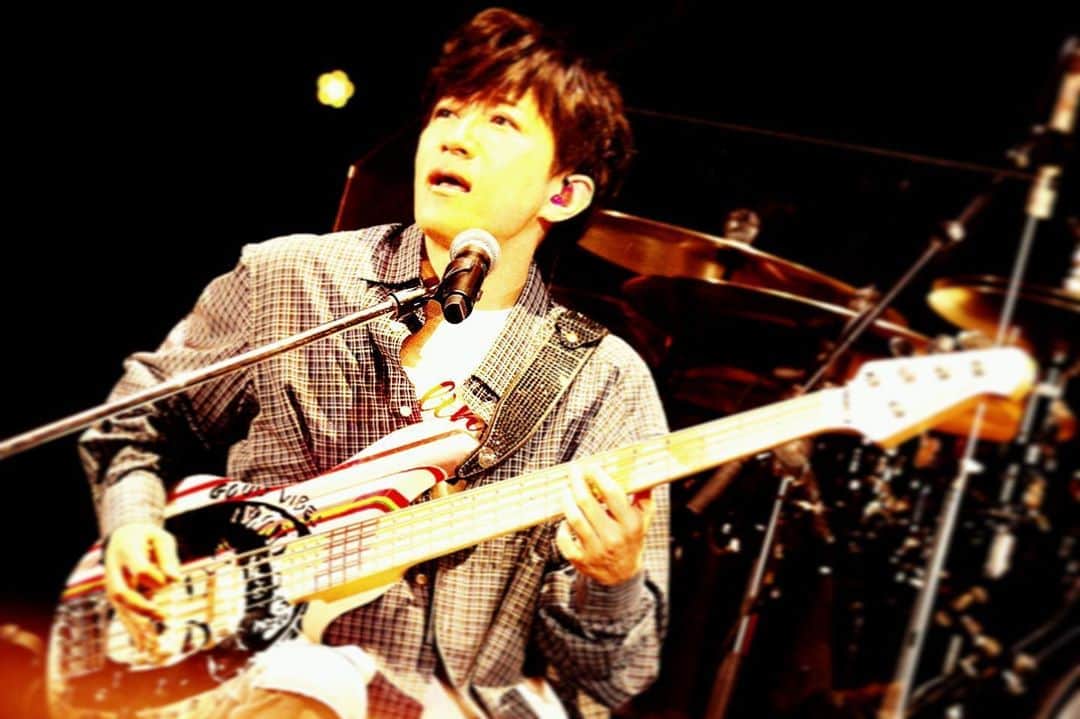 tetsuyaのインスタグラム：「#LArcenCiel #tetsuya #ARENATOURMMXX #MMXX」