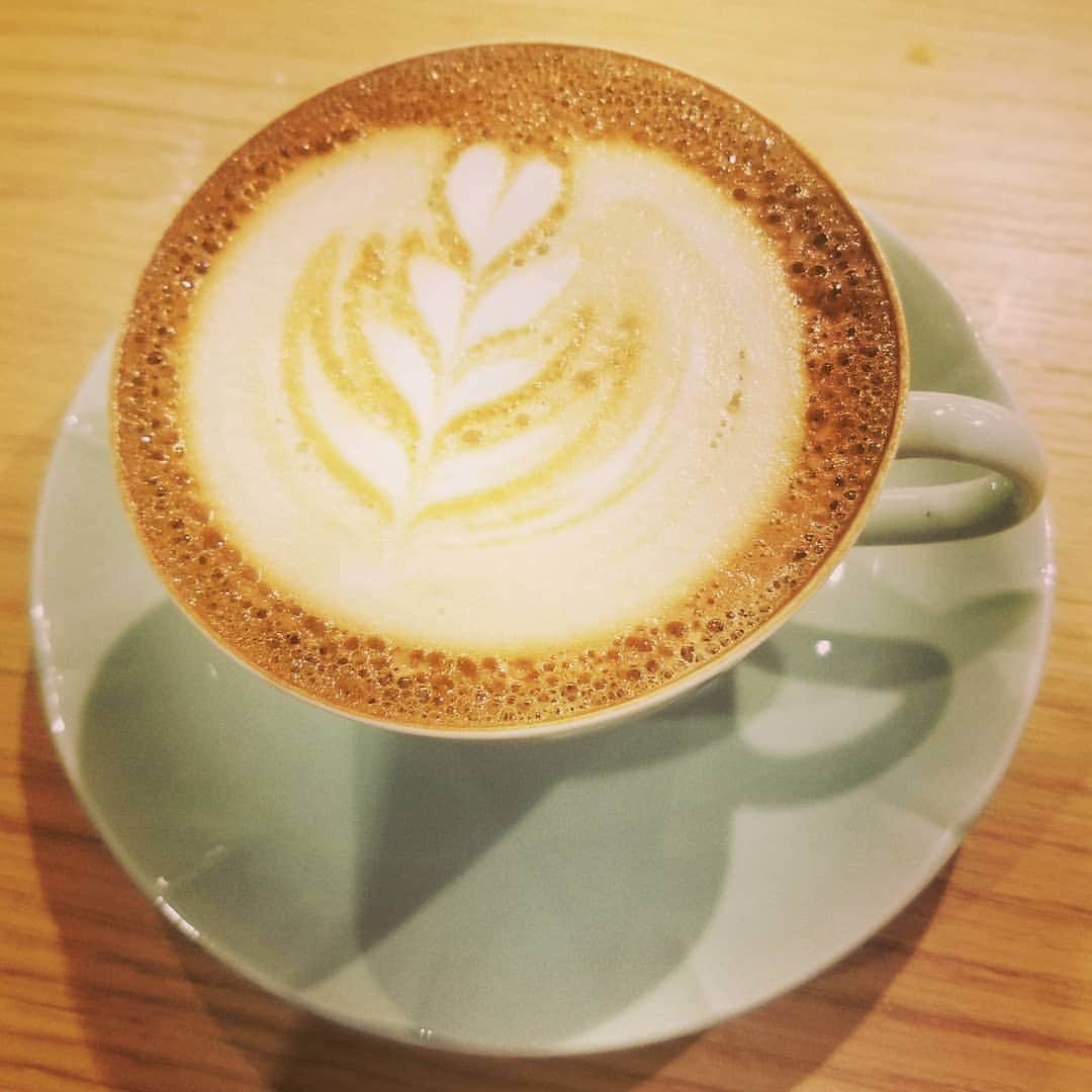 前田真里のグルメインスタ