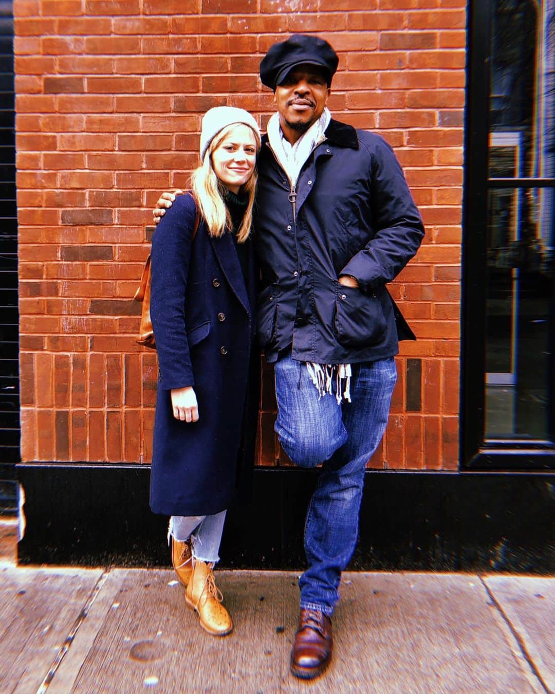 クレア・コフィーのインスタグラム：「These people are both on your TV tonight! Tune in to @nbclincolnrhyme at 8pm and watch things get very scary for at least one of us... #lincolnrhyme @nbc」