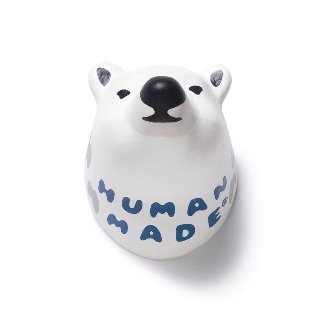 HUMAN MADEさんのインスタグラム写真 - (HUMAN MADEInstagram)「"POLAR BEAR TROPHY PAPER MACHE DISPLAY" now available in store and online. www.humanmade.jp  日本の伝統製法を用いた張り子の壁掛けオブジェです。白熊がモチーフとなっています。 Polar bear wall object made from a traditional Japanese method of paper Mache.」2月15日 11時00分 - humanmade