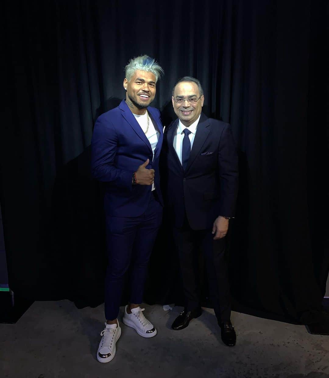 ホセフ・マルティネスのインスタグラム：「Siempre he sido admirador del señor y amo de la salsa 🔥❤️ @santarosalive」