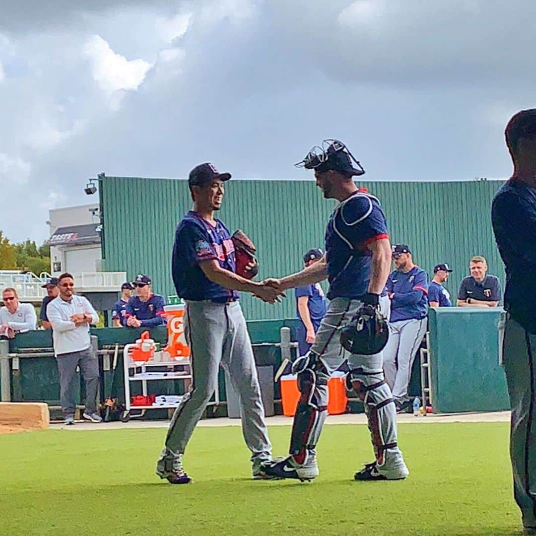 前田健太さんのインスタグラム写真 - (前田健太Instagram)「Threw my first bullpen of this year.🌴⚾️ 2020年初ブルペン！ そして初ユニフォーム！ @twins  #フロリダ #スプリングトレーニング #ツインズ #初ブルペン #初ユニフォーム #ビジターですが」2月15日 11時13分 - 18_maeken