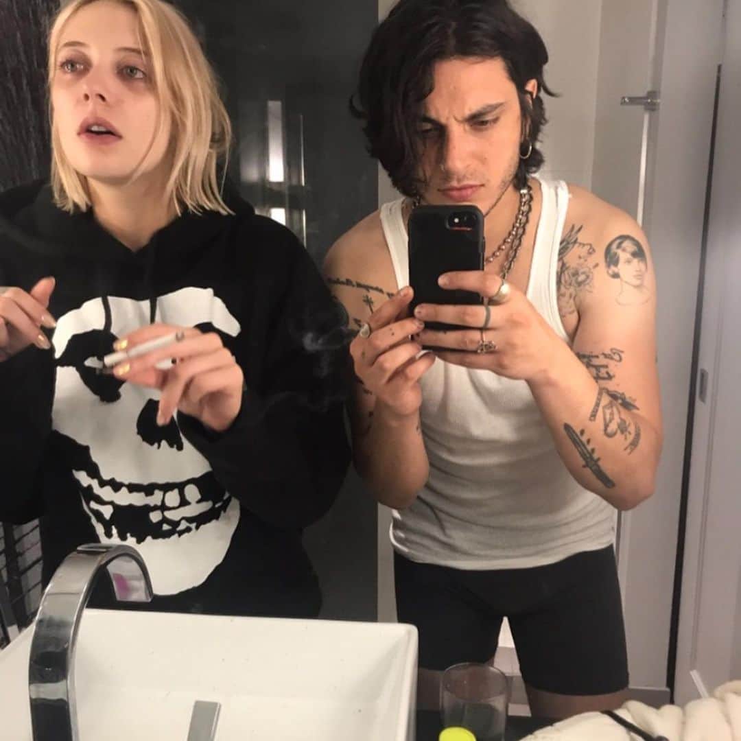 サミュエル・ラーセンさんのインスタグラム写真 - (サミュエル・ラーセンInstagram)「W/ my Valentine❤️😘❤️😘Happy Valentine’s Day!! @imvanessadubasso I Love you」2月15日 12時14分 - samuellarsen