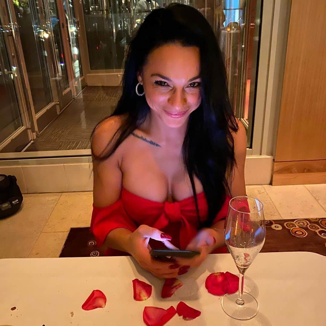 ランディ・オートンさんのインスタグラム写真 - (ランディ・オートンInstagram)「#myhappyplace #happyvalentinesday」2月15日 13時30分 - randyorton