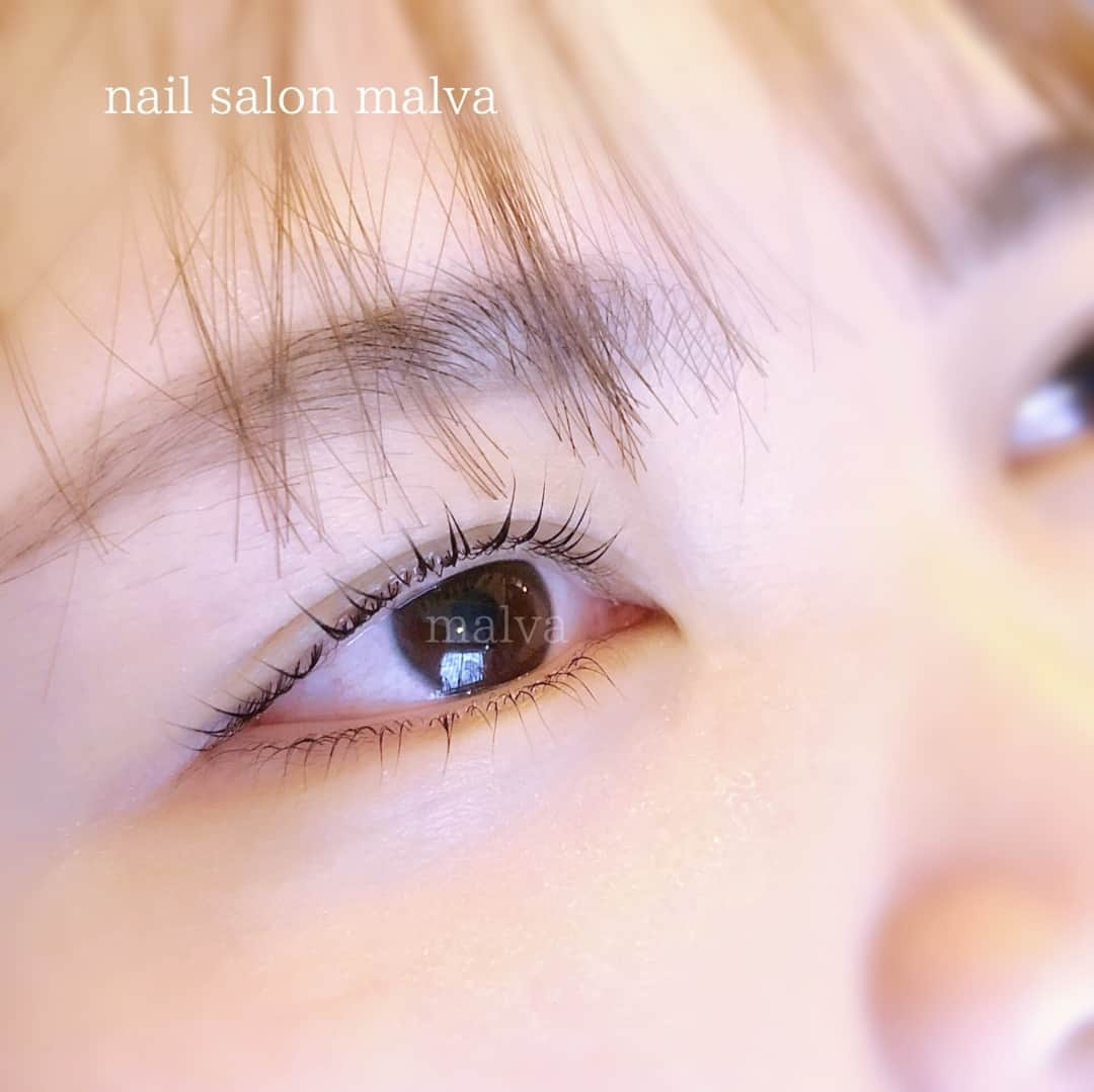 nailsalon malva（ネイルサロンマルヴァ）のインスタグラム